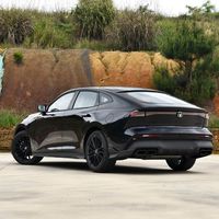 Mobil Bekas Changan Uni-V dari Hubei Yitong, Sedan Berbahan Bakar Bensin, Tersedia di Stok Changan Auto