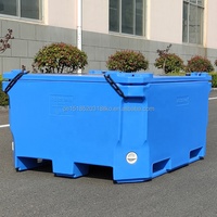Récipient en plastique isolé de 450 litres Poubelles à poisson thermiques Conteneur à palettes empilables Réservoirs industriels de fruits de mer