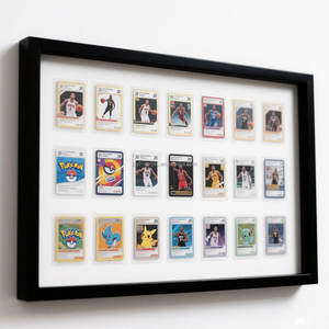 Cadre d'affichage mural en acrylique à grille personnalisée pour cartes à collectionner graduées/Pokémon/objets <span class=keywords><strong>de</strong></span> <span class=keywords><strong>collection</strong></span> sportifs avec protection UV - Product Image 1
