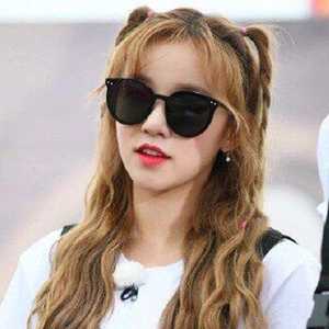 Lunettes de soleil polarisées Gm, monture noire, verres gris, unisexe, protection UV400, verres en résine de type 3, style haut de gamme - Product Image 2