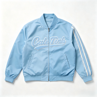 Veste en nylon et polyester pour homme, style vintage, en cuir, personnalisée avec broderie chenille et motifs lettres.