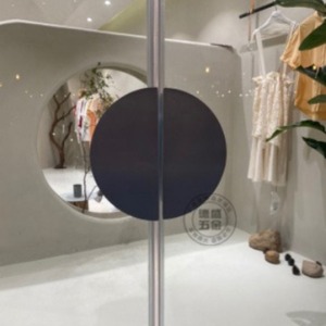 Manija de Puerta Semicircular Negra Mate Minimalista Moderna, Herraje Resistente para Puertas Dobles de Vidrio Comerciales - Product Image 1
