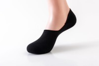 Bambou naturel Logo personnalisé Chaussettes antibactériennes invisibles pour femmes Chaussettes en silicone souple Talon sans couture Options de taille d'orteil