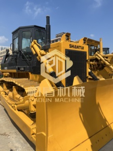 Año 2023 <span class=keywords><strong>Bulldozer</strong></span> chino Shantui Forest Dozer 220 Hp Sd22 23,4 Ton Ride <span class=keywords><strong>Bulldozer</strong></span> directo de fábrica para la venta - Product Image 5