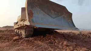 Excavadora usada Komatsu, excavadora en estado usado, Komatsu D40P d65p, tractor de orugas en estado usado, tractor de orugas de 2, 2, 1, 2, 1, 2, 2 - Product Image 3