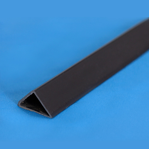 Miếng Dán Ván Khuôn <span class=keywords><strong>Pvc</strong></span> Tùy Chỉnh Miếng Dán Hình Tam Giác Bằng Nhựa Vinyl Miếng Dán Cạnh Giả Miếng Đệm Nhựa Cho Tường Bê Tông - Product Image 3