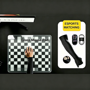 Manchettes de jeu personnalisées avec trou pour le petit doigt, manches de jeu PC à faible friction pour tapis de souris en verre - Product Image 2