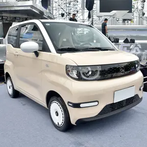 Ở Trung Quốc giá thấp Chery QQ Ice Cream mini xe xe độ bền 120km nhỏ Xe điện RR EV xe