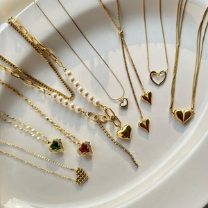 Collares de Moda al por Mayor, Chapados en Oro de 18k, con Colgante de Acero Inoxidable, Diseño de Concha, Mariposa, Gota de Agua y Sol, para Mujer - Product Image 4