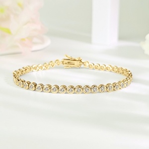 Pulsera de tenis con engaste de bisel de oro laminado de 14k, sin níquel ni plomo, con moissanita VVS D certificada GRA, venta al por mayor de joyería brillante - Product Image 5