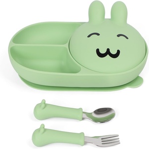 Nouvelle sortie : Assiette d'alimentation pour bébé en silicone réutilisable, incassable et compatible micro-ondes, ensemble repas bébé Lapin avec cuillère et fourchette - Product Image 1