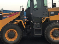 Chargeur frontal chinois d'origine 5 tonnes Clg856 Machine de chargement sur roues
