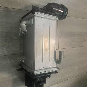 Intercooler Refrigerado por Agua Volkswagen Audi Skoda 1.5 TSI TFSI 04E145785E Compatible con Vehículos de 4 Orificios - Product Image 5