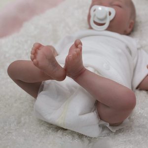 Muñeca de bebé recién nacido de 18 pulgadas con venas realistas, muñeca <span class=keywords><strong>Reborn</strong></span> de silicona de vinilo realista con cuerpo de tela ponderado - Product Image 5
