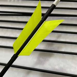 Flechas de Carbono de 12 Ramas con Deflexión de 500, y la Cola se Puede Convertir en Varillas de Flecha Multicolores - Product Image 3