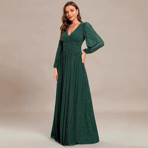 مطوي بفتحة رقبة على شكل حرف V للنساء مطوي من الخصر الطبيعي وبأكمام طويلة مبطنة بطول الأرض على شكل حرف A-line للحفلات الموسيقية الصيفية السنوية - Product Image 1