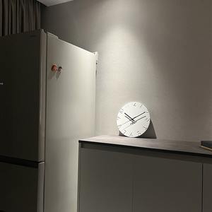 メーカー卸売 クリエイティブ 北欧風 個性的 リビングルーム ファッション シンプル 静音 壁掛け時計 - Product Image 4