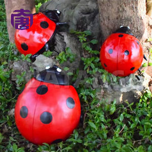 Lámpara con Motivo de Mariquita Vibrante para Festivales, Luces LED para Jardín Exterior con Clasificación IP65 a Prueba de Agua - Product Image 4