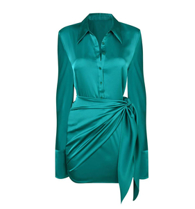 Robe portefeuille en satin et polyester pour femmes, mini jupe, couleur verte, à la taille, avec boutons, tenue d'été - Product Image 5
