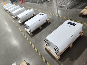 แบตเตอรี่สำรองพลังงานแสงอาทิตย์แบบ All-in-One สำหรับติดตั้งบนพื้น ยี่ห้อ TIPSUN OEM 51.2V 300Ah 314Ah 324Ah 400Ah 5-40KWh IP65 รุ่น TIPSUN-51.2V300Ah, TIPS - Product Image 2