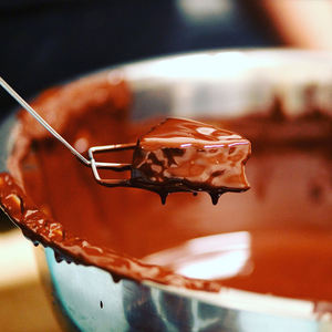 Bonbons éponge croustillants au miel et au caramel, vente en gros, collation sucrée, OEM, marque privée, confiserie dorée croustillante - Product Image 3