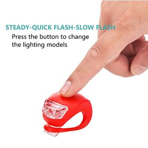 LINLI थोक साइकिल गौण 2 पैक मिनी सिलिकॉन बाइक प्रकाश बैटरी संचालित पहाड़ बाइक रोशनी सस्ते दैनिक बाइक दीपक - Product Image 4