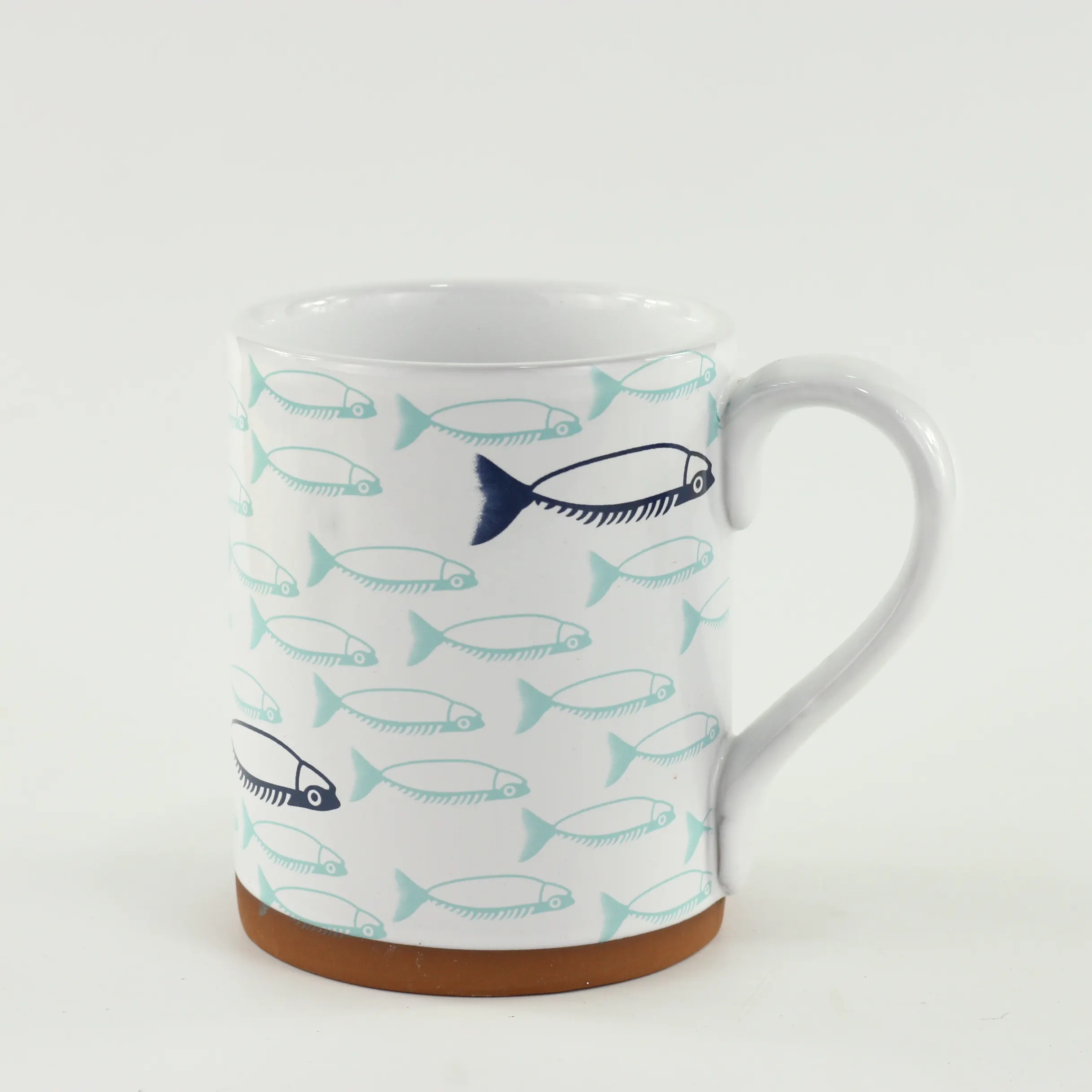 Handmade Ceramic Mug Decorative Fish Figure Scratch Proof Machine Washable 16 Ounce Ceramic Coffee Cup