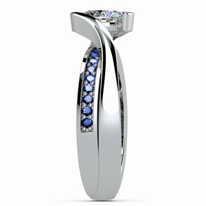 Anello da Donna con Linee Intrecciate e Zirconia Cubica, Gioiello di Moda a Doppio Strato - Product Image 4