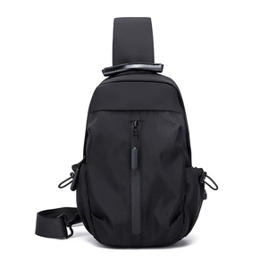Bolso Bandolera Unisex Azul Marino de Nailon con Cierre de Cremallera, Impermeable, para Viajes, para Hombres y Mujeres, Uso en Todas las Estaciones - Product Image 3