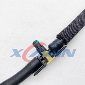 ท่อน้ำมันเชื้อเพลิง 03L130235AE สำหรับเครื่องยนต์ VW AUDI ท่อฉีดน้ำมันเชื้อเพลิง ยางหุ้มท่ออะไหล่ทดแทน - Product Image 4