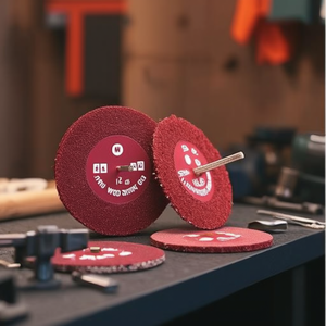 Disque de polissage rouge Ttake 100x26 mm avec tige pour la finition du métal et du bois - Product Image 3