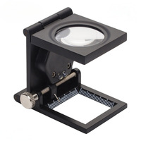 Mini loupe pliable à trois volets avec éclairage LED et échelle pour la lecture de livres, le textile, la collection, la réparation, l'outil de bijouterie