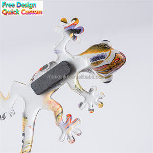 Décor mural Gecko aux motifs variés - Sculptures de lézards en résine vibrantes/à motifs/drapeau américain pour la décoration intérieure - Product Image 3