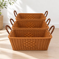 Boîtes et bacs de rangement personnalisés OEM en PP durable, imitation rotin tressé, disponibles en plusieurs tailles pour le rangement domestique et la maison.