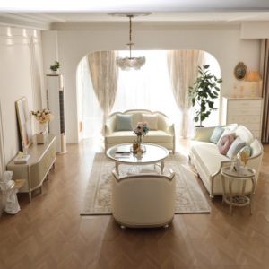 Elegante Juego de Sofás para Sala de Estar en Color <span class=keywords><strong>Crema</strong></span> Blanco, Estilo Provincial Francés, Reposabrazos Curvos, Juego de Muebles Tapizados de 3+2+1 Plazas - Product Image 1