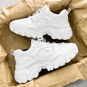 Sneakers de luxe pour hommes, respirantes, en mesh, pour l'hiver, chaussures de sport décontractées polyvalentes pour hommes, <span class=keywords><strong>plateforme</strong></span> avec talon compensé noir - Product Image 1