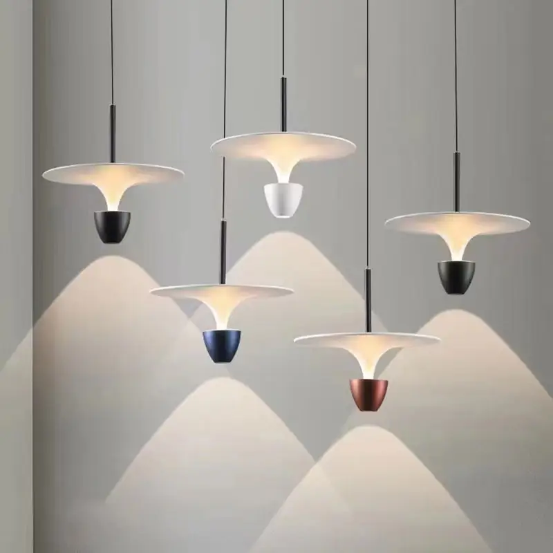 Nieuwe Aankomst Italiaans Design Vliegende Saus Muti-Kleur Droplight Led Schorsing Armatuur Bar Licht