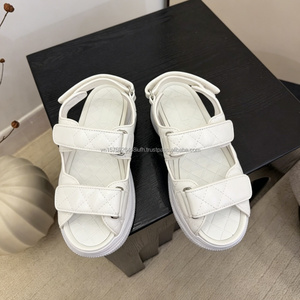 Sandalias Planas Blancas de Diseñador de Lujo para Mujer, con Hebilla de Velcro, Punta Abierta, Moda de Verano, Zapatos de Cuero PU, Venta al Por Mayor - Product Image 5