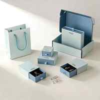 Caja de Regalo Magnética Rígida Azul Claro Personalizada para Joyería, con Forro Aterciopelado, para Collares, Pendientes, Anillos y Adornos, Caja de Embalaje de Papel de Lujo
