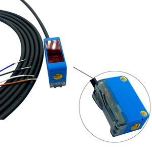 2m Detection Distance Background-inhibitory Type Photoelectric Sensor PNP NO NC 4 Wires Square Optical Photo Sensor Switch - Product Image 1