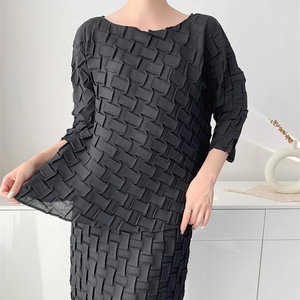 Completi Morbidi ed Elastici da <span class=keywords><strong>Donna</strong></span> Design Unico Alta Qualità Abiti Plissettati Eleganza Stile Miyake Abiti Turchi Completi Taglie Forti da <span class=keywords><strong>Donna</strong></span> - Product Image 3