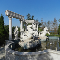 Décoration de jardin extérieur : Colonne en pierre naturelle, statue de cheval de mer en marbre, fontaine Trevi à eau, sculpture d'animal