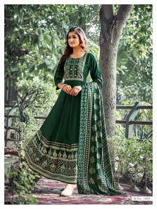 La mayoría de las ventas diseñador 14 Kg Rayón con lámina de impresión Kurtis con Dupatta para fiesta y boda desgaste disponible en precio de exportación - Product Image 3