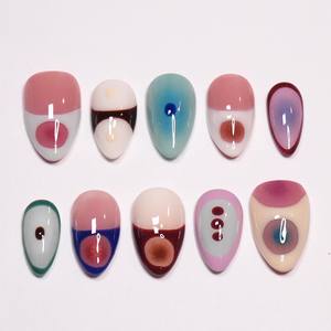 <span class=keywords><strong>Ongles</strong></span> press-on personnalisés faits main printemps-été, 10 pièces/ensemble, <span class=keywords><strong>dessin</strong></span>é à la main et accents de perles, faux <span class=keywords><strong>ongles</strong></span> amande réutilisables pour femmes - Product Image 2