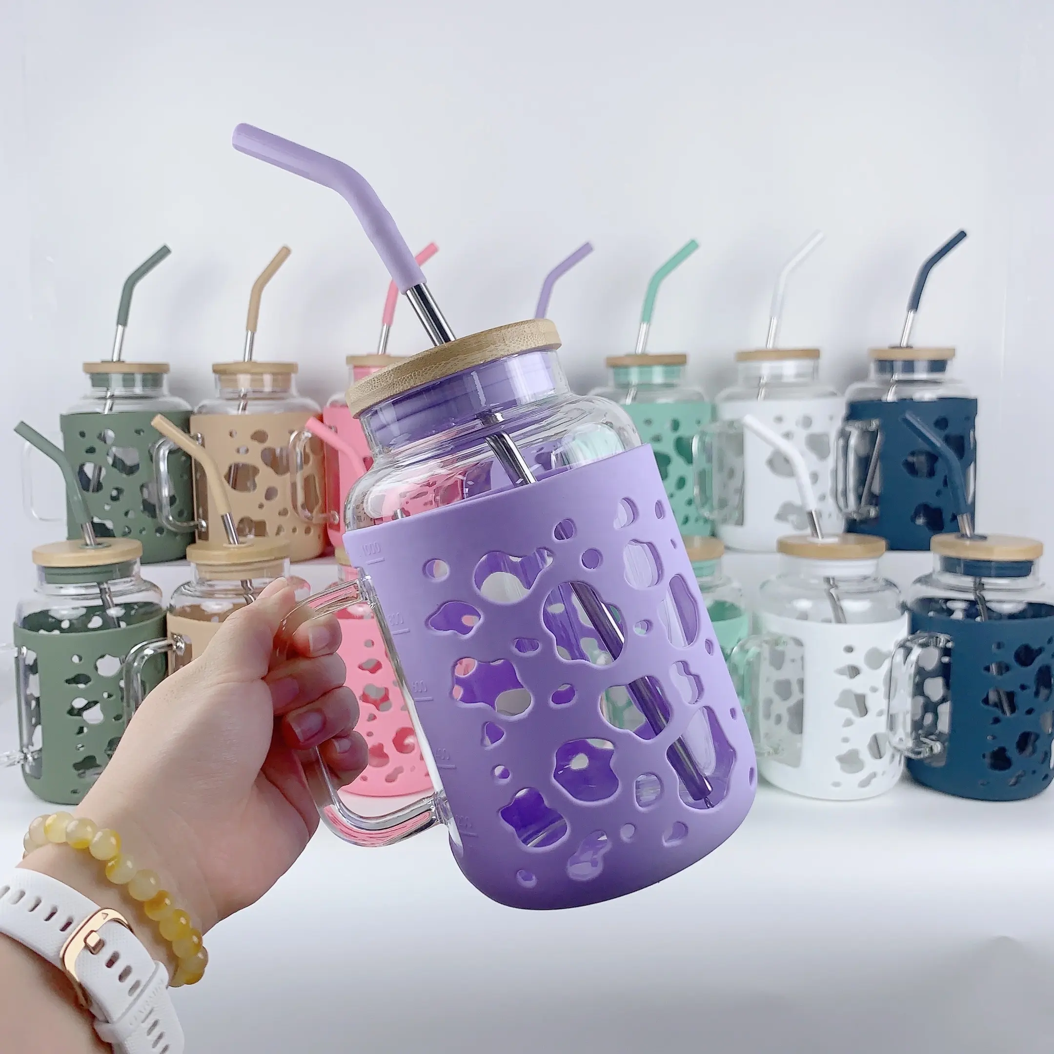 24/28oz Plastic Water Tumble with Straw and Lid,Iced Coffee Cup Reusable,  Wide Mouth Smoothie Cups, Straw Silicone Protective Sleeve BPA FREE