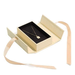 Caja de joyería de doble puerta con doble cinta personalizada, caja de embalaje universal para anillos, collares y pendientes. - Product Image 5