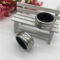 Vente en gros d'accessoires pour le vin Collier en acier inoxydable avec breloque pour bouteille de vin rouge glacé champagne Anneau pour bar, restaurant et cuisine
