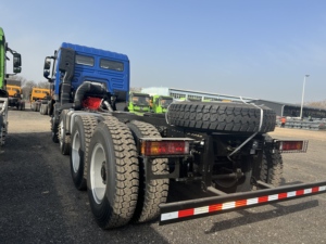 แชคแมน X5000 6X4 รถบรรทุกหนัก แชสซี 520 แรงม้า ดีเซล ยูโร 5 เกียร์ธรรมดา รถบรรทุกขนส่งทางไกล รถบรรทุกตู้เย็น รถดัมพ์ - Product Image 4