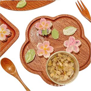 Bandeja de madera con forma floral, 10,2x10,2x2,5 cm, decorativa pulida para servir té, aperitivos y frutas - Product Image 3