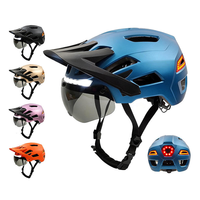Casque de vélo avec lumière LED arrière, visière magnétique, design léger et ventilé, casque de vélo pour adultes pour la cyclisme urbain